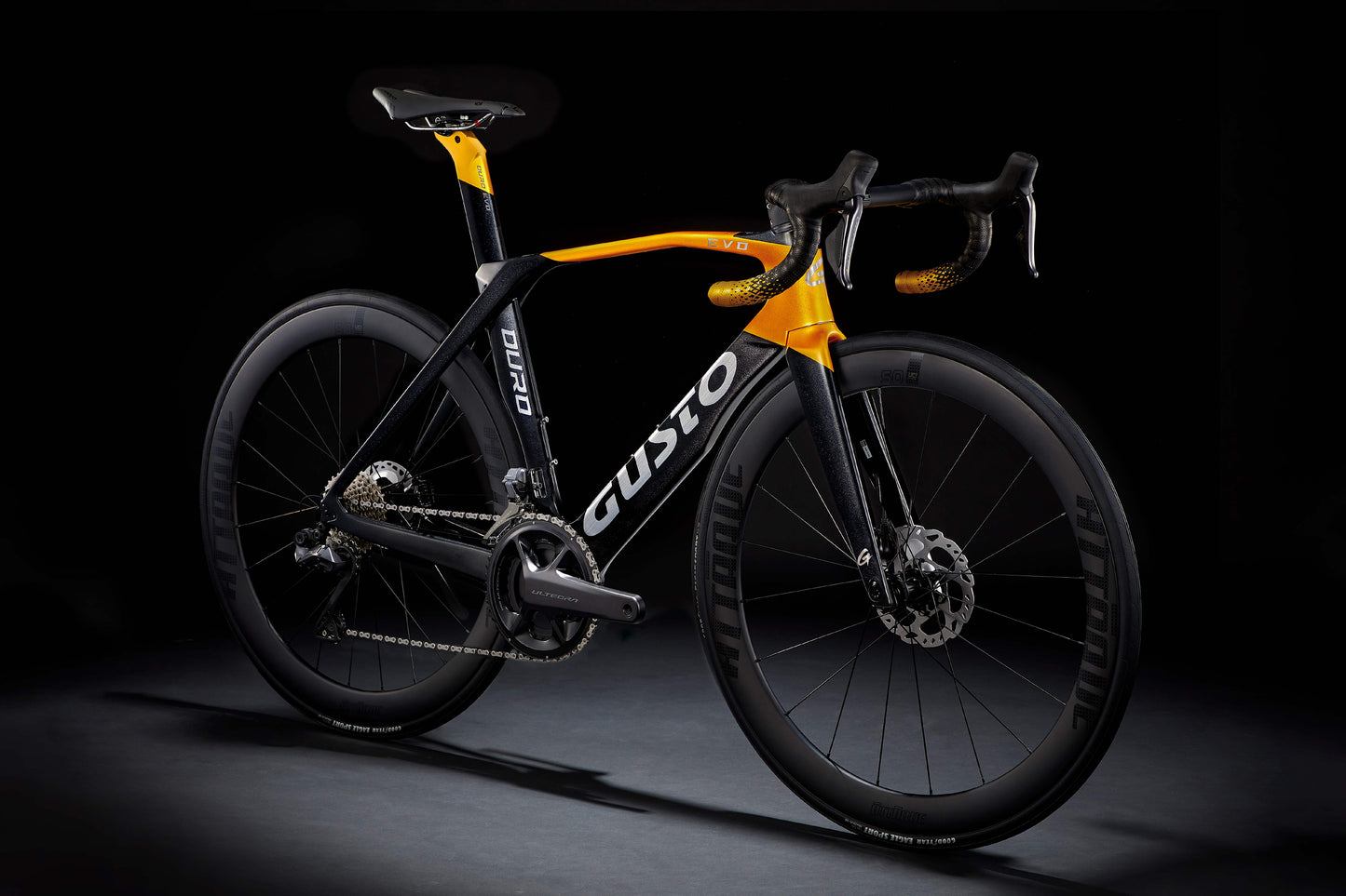 【入荷未定】2025 GUSTO 「グスト」DURO EVO PRO PRO TE GOLD Ultegra Di2