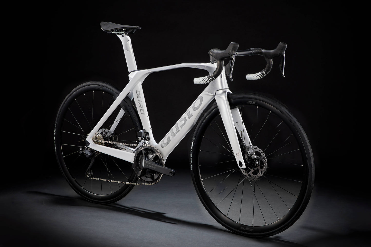 【入荷未定】2025 GUSTO 「グスト」DURO EVO SPORT White/Silver 105