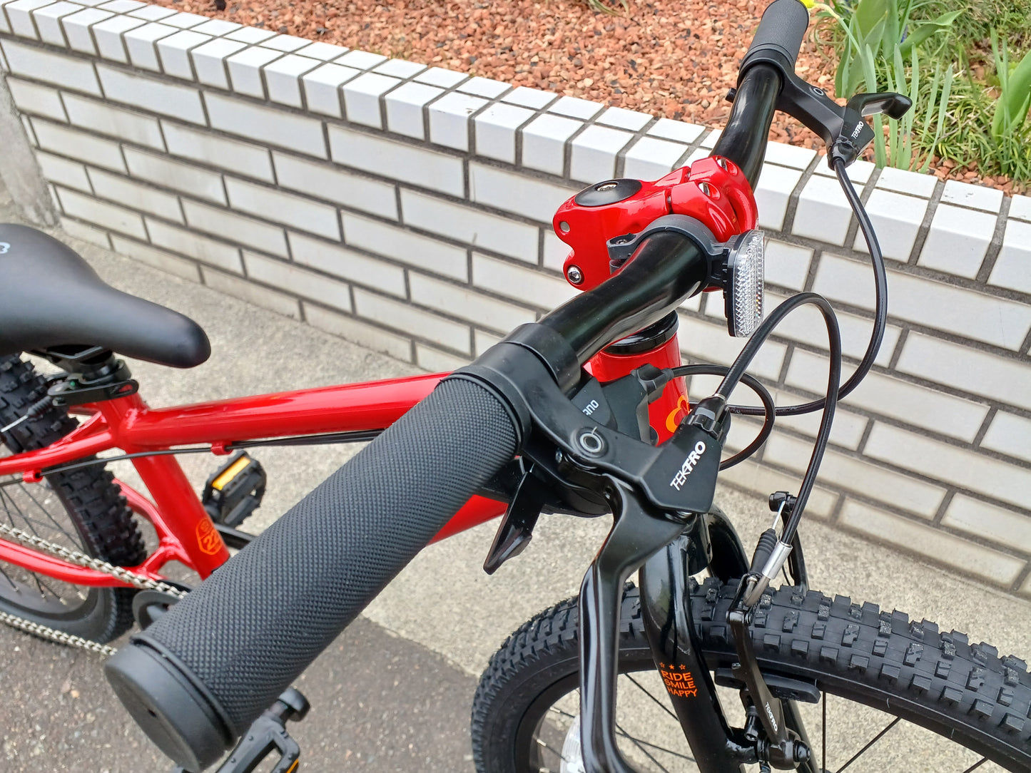 YOTSUBA Cycle ヨツバサイクル ヨツバ ゼロ 22 8スピード 118-140cm パッションレッド